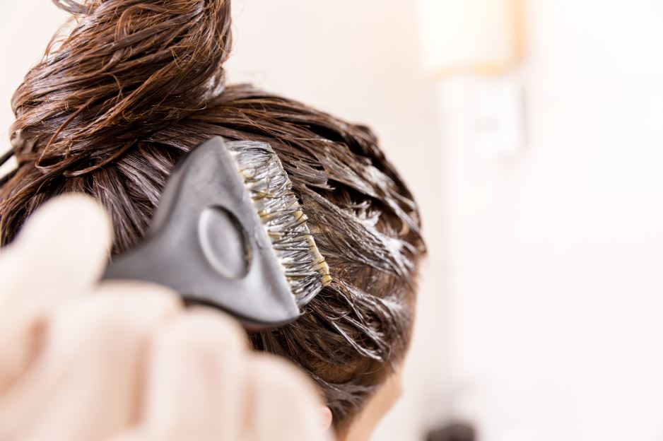 Touch Up your Roots with At-Home Hair Color